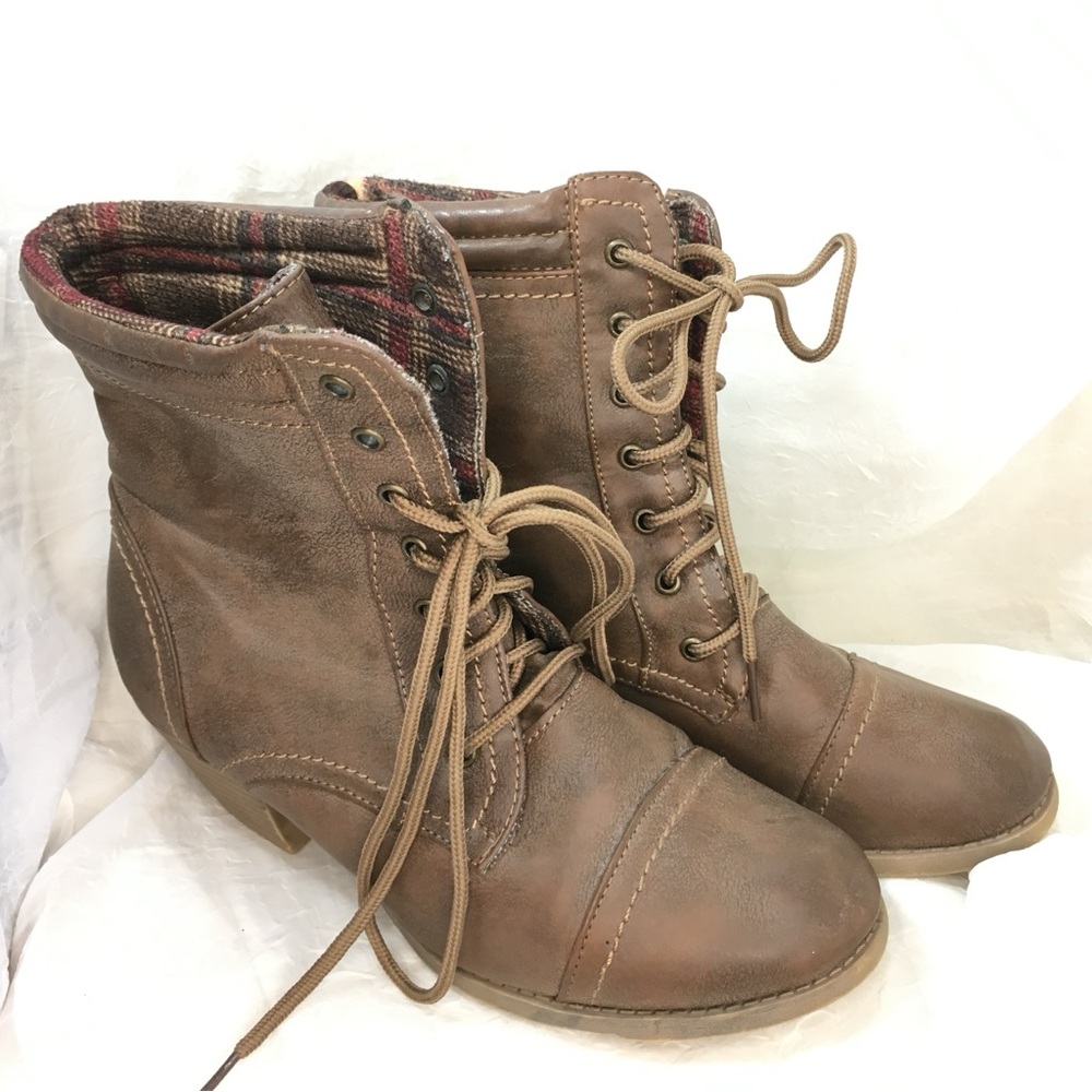 Cathy Jean Light Brown Lace-Up Boots with Plaid Lining -7- - Picture 15 of 16